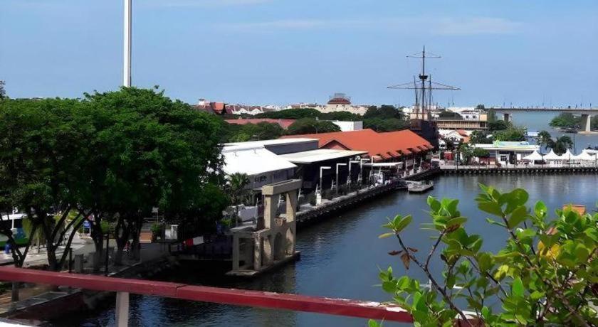 Styles Hotel Malacca Εξωτερικό φωτογραφία